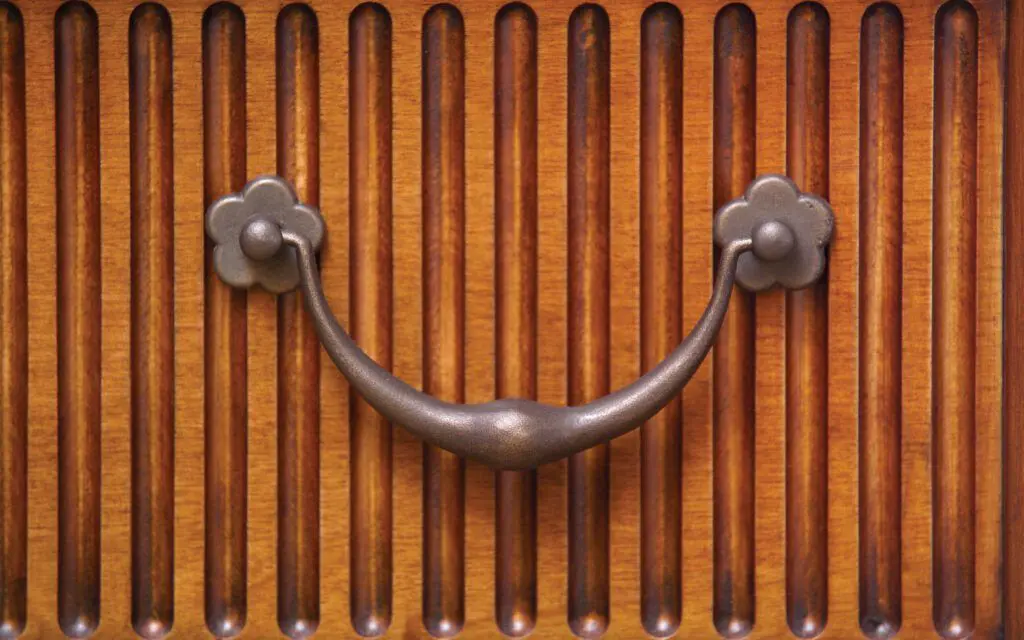 CK380_CKR90_RMH_Bronze_Cabinet_Hardware