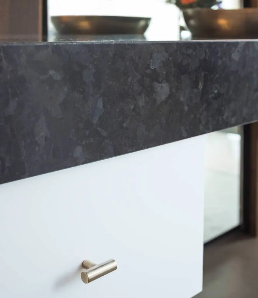 Jackson-Showroom-Vignette-Bathroom-4