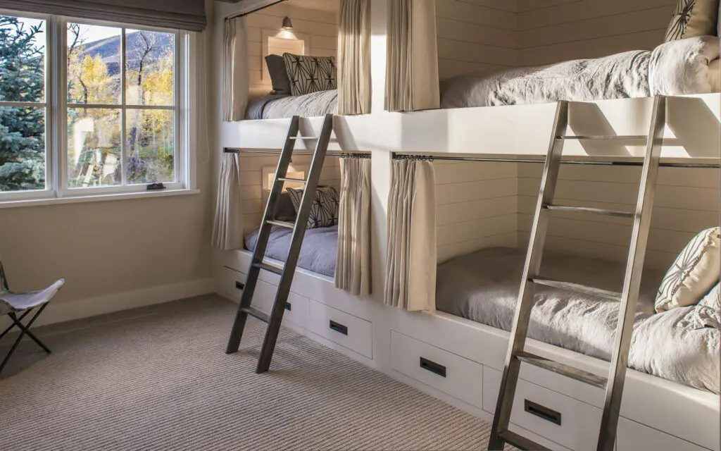 Bedrooms 12 Wilderness_Retreat_5