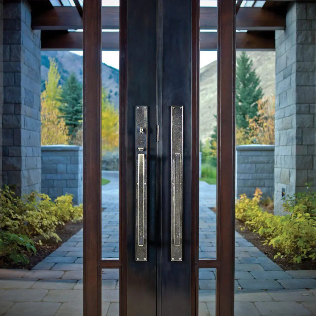 RMH Hillside Contemporary Featured