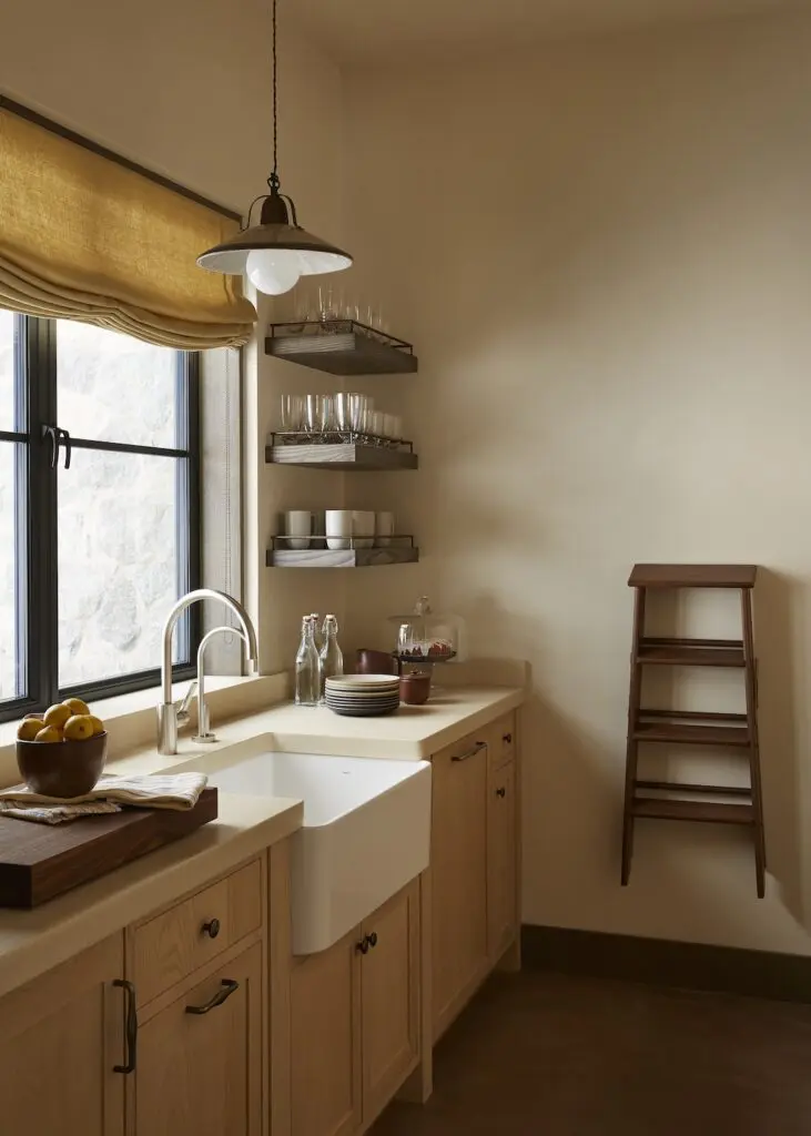 Pros and Cons of Having Freestanding Cabinets 4 CK254 CK372 BD