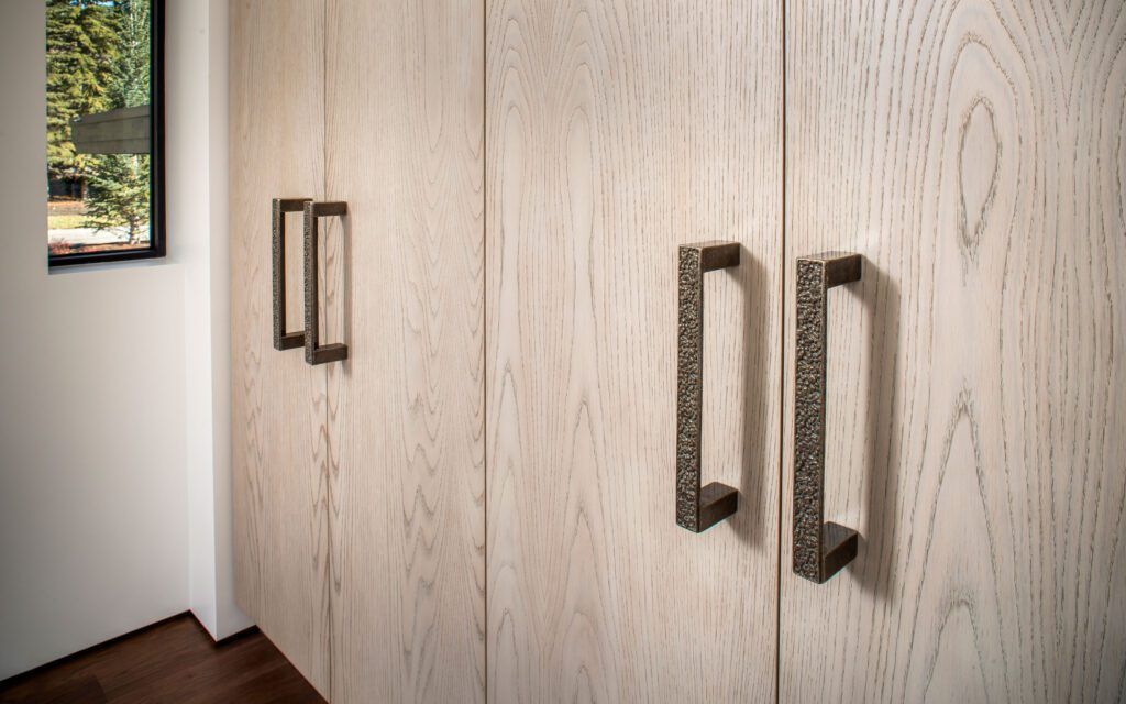 Bedrooms 5 Fox-Creek-Closet-Pulls