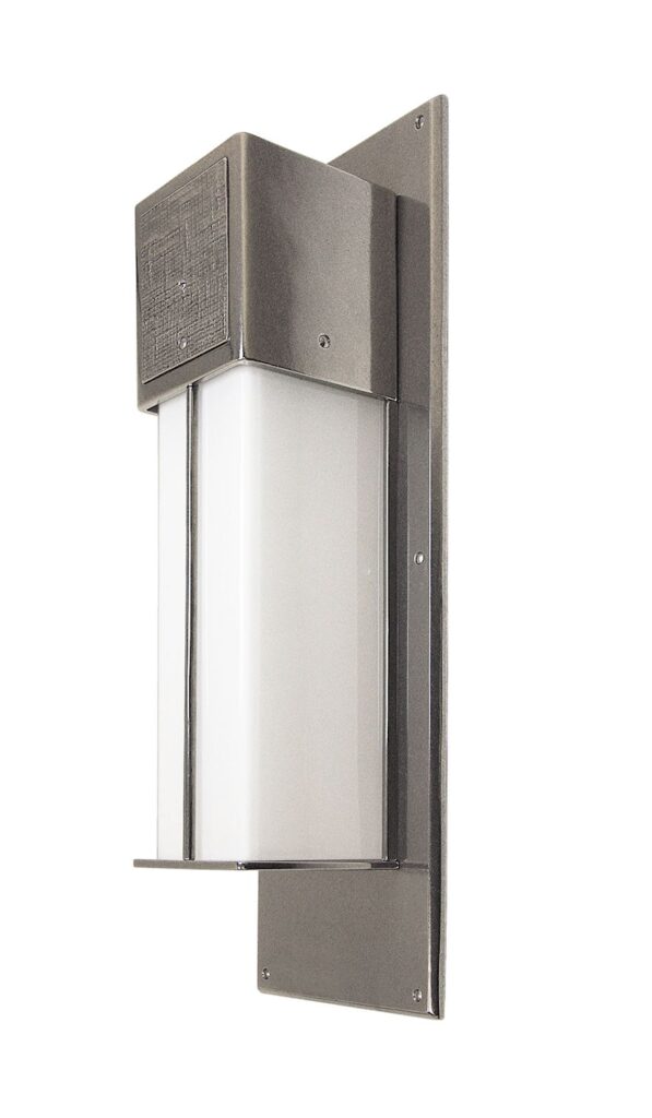 WS86713_RMH_Bronze_Sconce