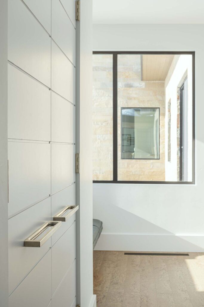 Bedrooms 7 Gabe Border RMH