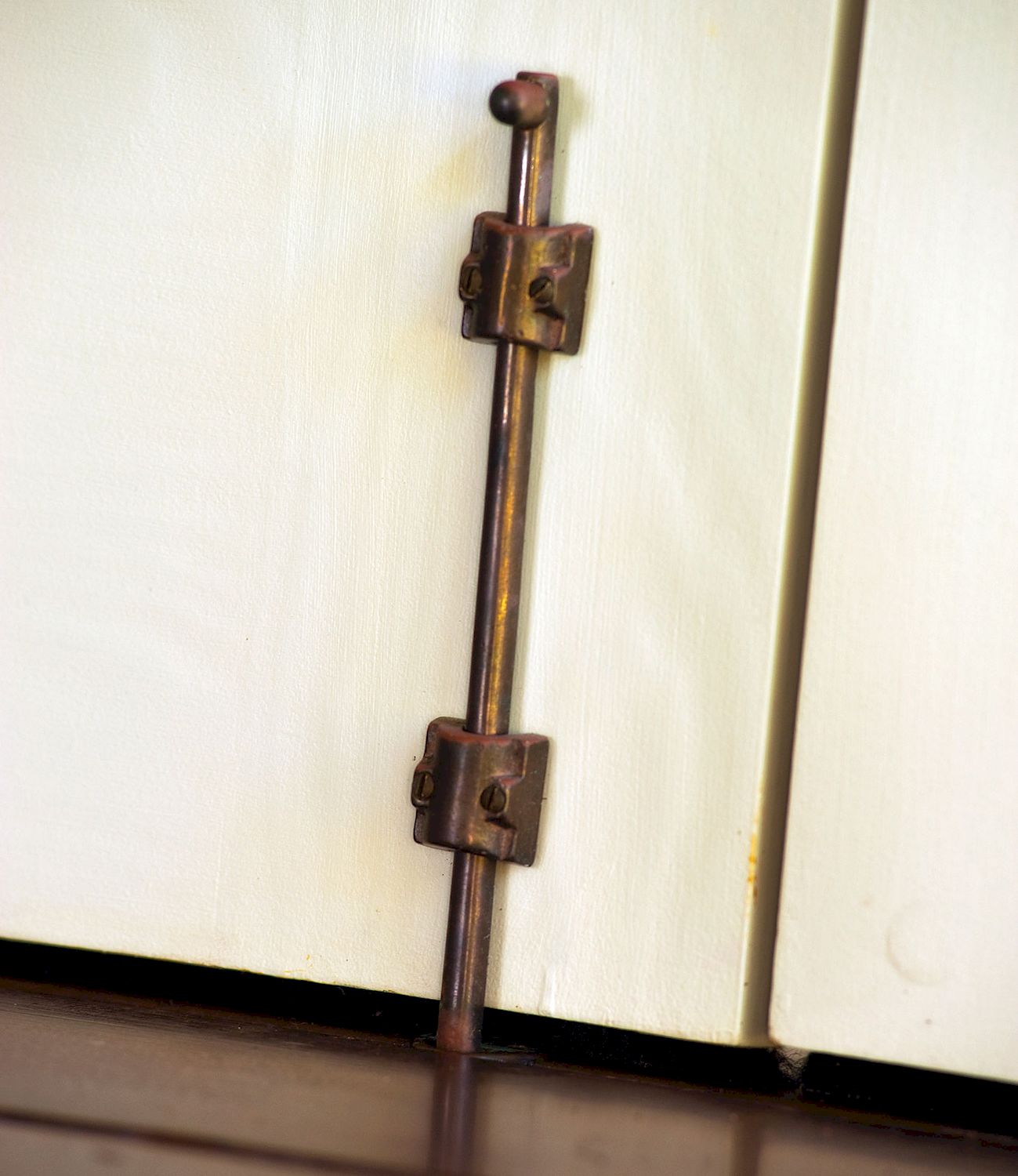 Mini Surface Bolt - with Square Mounting Bracket and 3/8" Bolt 2 Mini Surface Bolt - with Square Mounting Bracket and 3/8" Bolt - Image 2