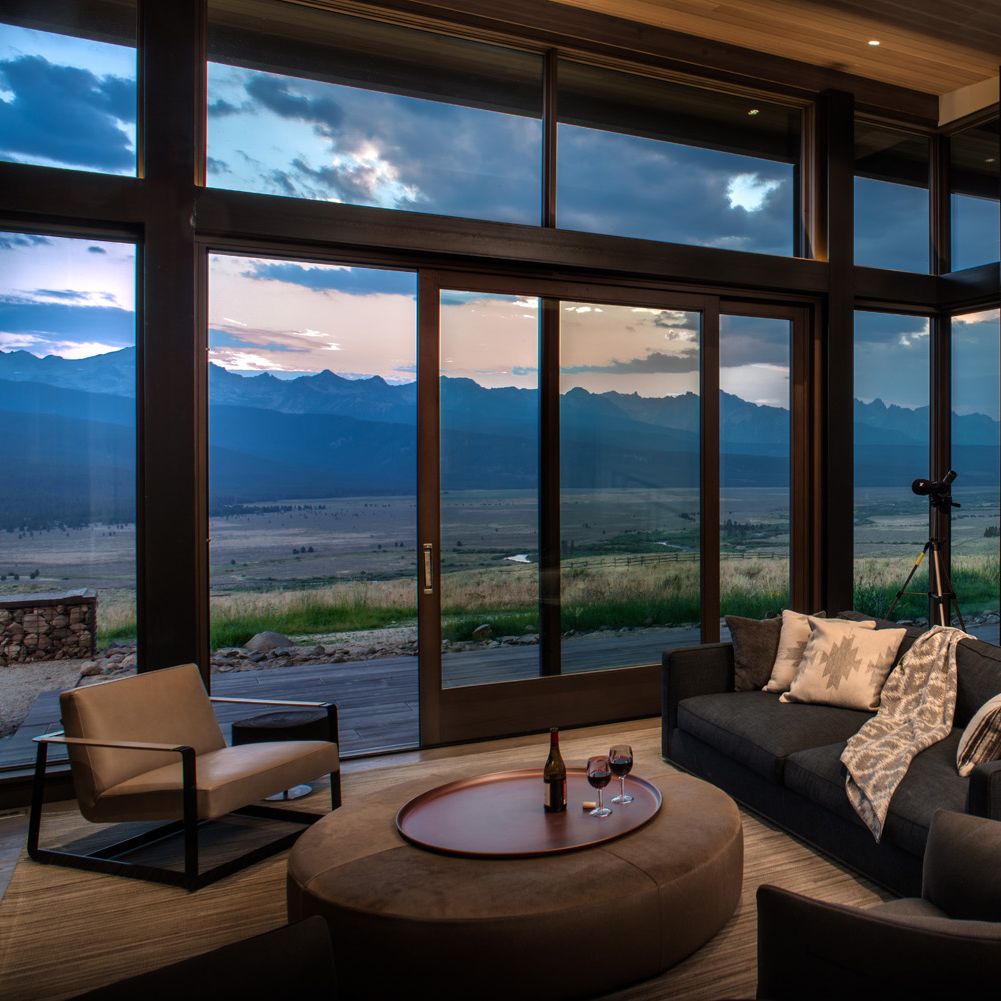 Sitting area Featured