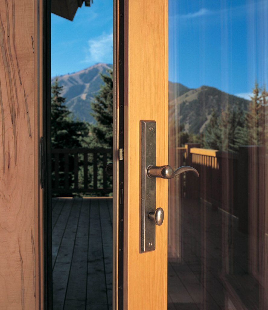 Bifold door handles 18