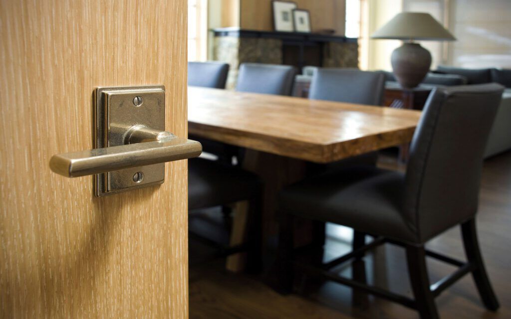 What Is a Dummy Door Knob? A Guide to Decorative Architectural Hardware 9 Dummy door 10