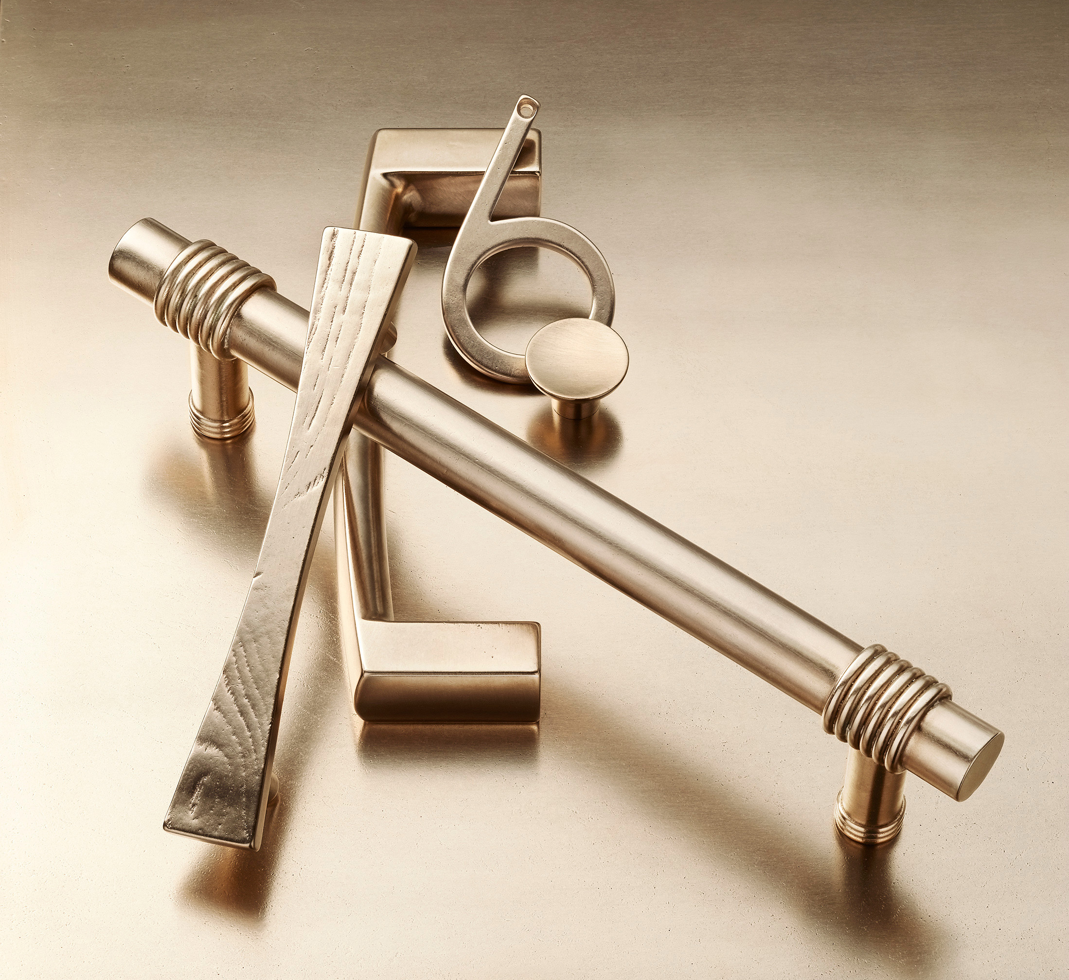 Edge Bow Cabinet Pull 2 Edge Bow Cabinet Pull - Image 2